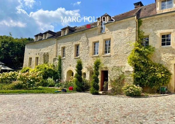 Ancienne Abbaye – Propriété de charme – à 1 heure de Paris