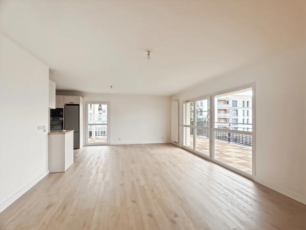 A VENDRE - Appartement T4 88m2 avec grande terrasse - FERNEY-VOLTAIRE