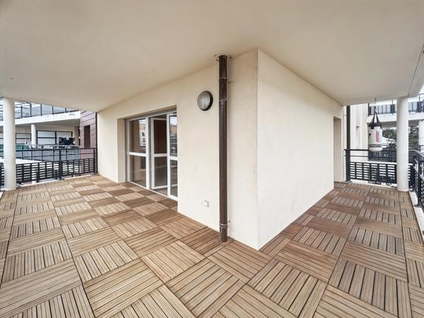 A VENDRE - Appartement T4 88m2 avec grande terrasse - FERNEY-VOLTAIRE