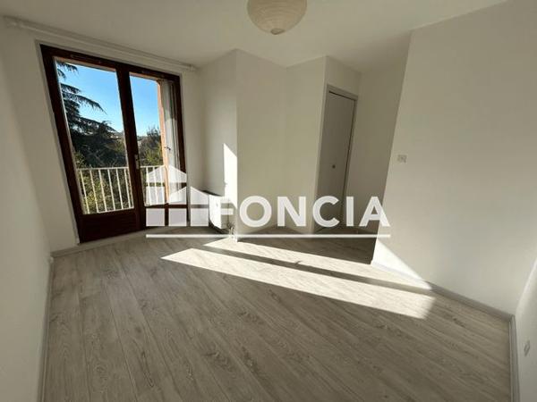 Location Appartement 3 pièces 75 m² - RUE MARCEL RICARD Albi 81000