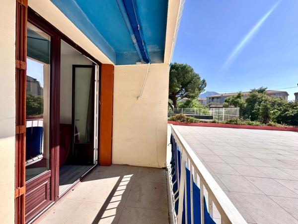 Marseille 8ème, Lapin Blanc-Bonneveine, T3 de 60m2 + Terrasse et cave.