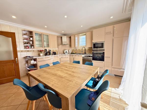 Maison de 210 m²
