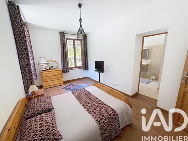Maison à vendre 8 pièces 277 m² Saint-Martin-Vésubie