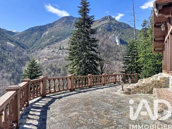 Maison à vendre 8 pièces 277 m² Saint-Martin-Vésubie
