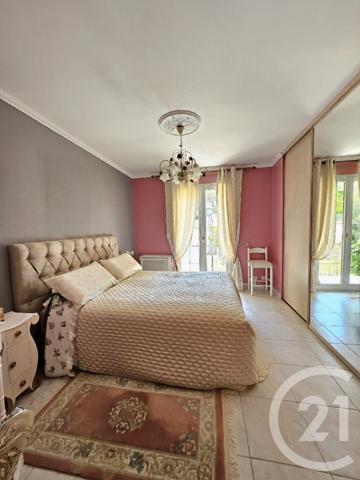 Maison à vendre  4 pièces - 121 m2 MARSEILLE - 13013