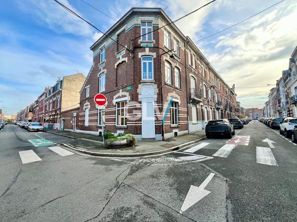 Maison de caractère, Quartier des Fleurs, Garage + 4 Chambres - 136 m2 + Garage , Ronchin