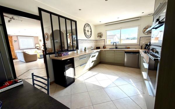 Maison à vendre    5 pièces •  La Jarrie