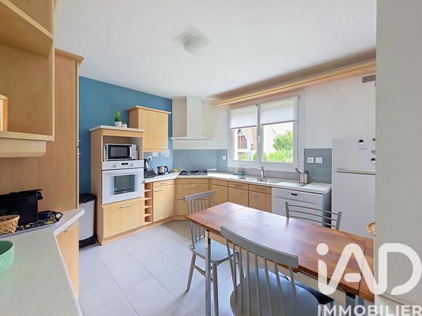 Maison à vendre 6 pièces 179,38 m² Ormesson-sur-Marne