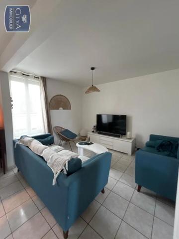 Appartement à louer 5 pièces 77.64m² Amblainville (60110)
