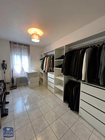 Appartement à louer 5 pièces 77.64m² Amblainville (60110)