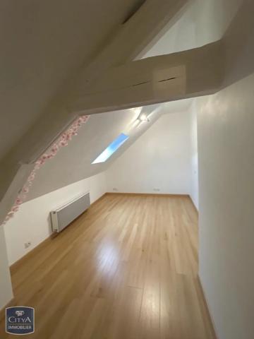 Appartement à louer 5 pièces 77.64m² Amblainville (60110)