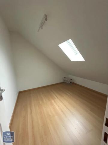 Appartement à louer 5 pièces 77.64m² Amblainville (60110)