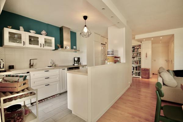 Ermont (95120) Ermont, beau 4 pièces, 3 chambres de 80 m2, avec box fermé