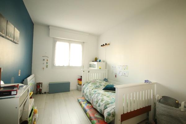 Ermont (95120) Ermont, beau 4 pièces, 3 chambres de 80 m2, avec box fermé