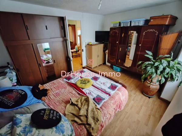 Immeuble à vendre 10 pièces de 177 m²