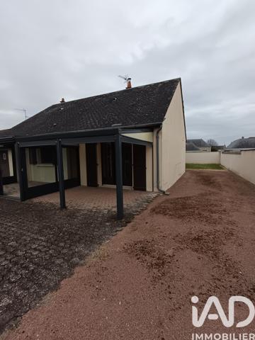 Maison à vendre 4 pièces 90 m² Le Puy-Notre-Dame