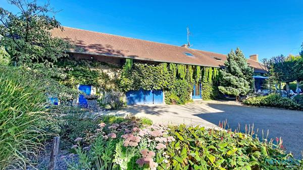 Chalon sur Saône : belle longère et son remarquable jardin paysagé