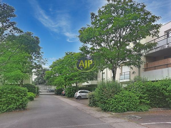 Vente appartement Saint Sebastien Sur Loire : 145 000 € - AJP Immobilier Nantes Jouzel