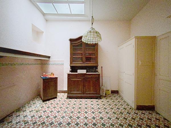 Maison de ville de 178m², cour intérieur, garage a moto/vélo, cuisine d'été