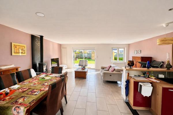 Très belle maison rénovée de 110 m² avec garage et jardin