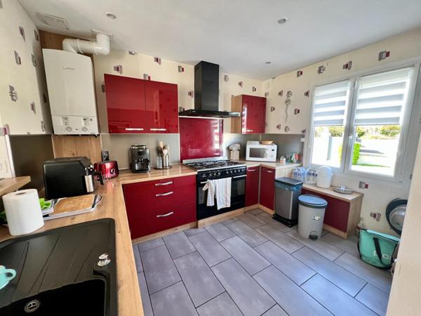 Très belle maison rénovée de 110 m² avec garage et jardin