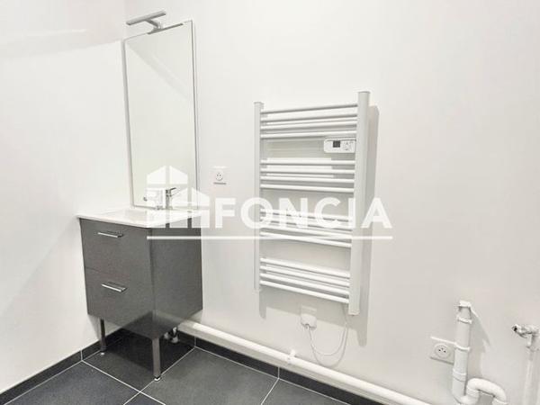 Location Appartement 2 pièces 46.63 m² - 6 RUELLE DU CHATEAU Metz 57000