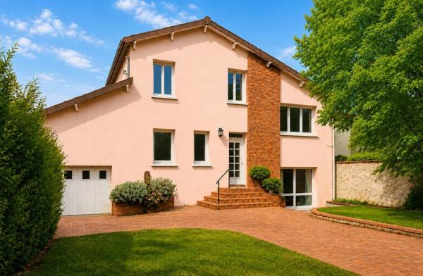 Maison Familiale 7 pièces 145m² Neuilly-Plaisance (93360)