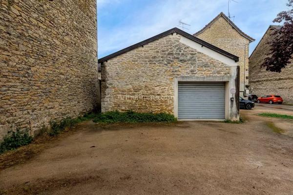 Vente                                                      Maison
                        
                     4 pièces                      108 m2                     à Montalieu-Vercieu