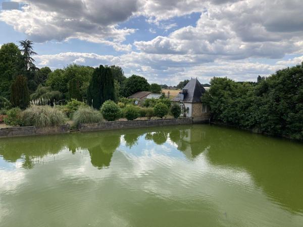 Château à vendre à Écommoy dans la Sarthe (72220), ref : 023/2115