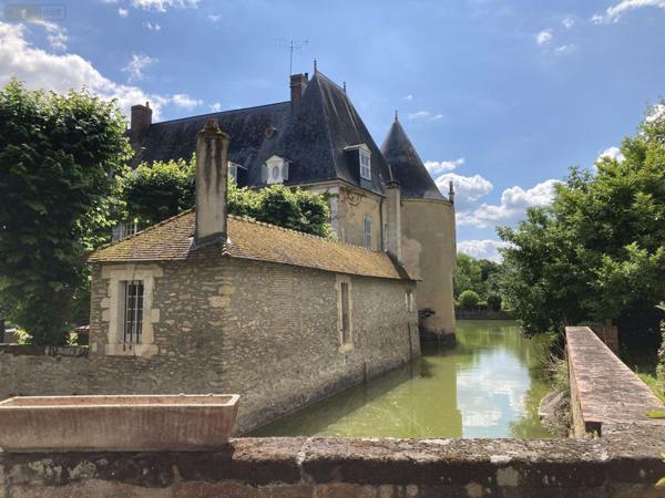 Château à vendre à Écommoy dans la Sarthe (72220), ref : 023/2115