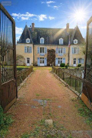 Château à vendre à Écommoy dans la Sarthe (72220), ref : 023/2115