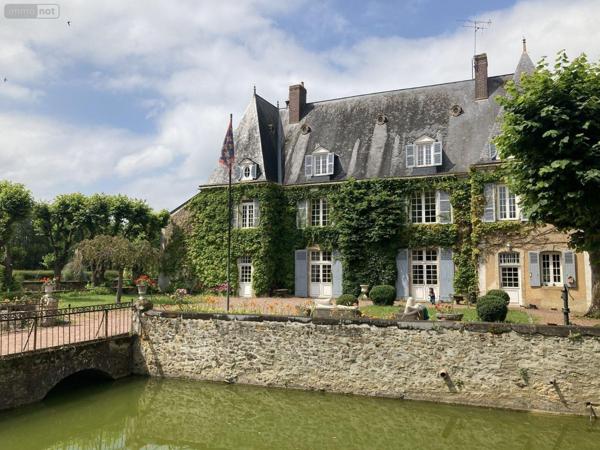 Château à vendre à Écommoy dans la Sarthe (72220), ref : 023/2115