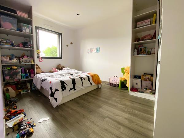 Belle maison contemporaine de 2020 à proximité immédiate du centre-ville