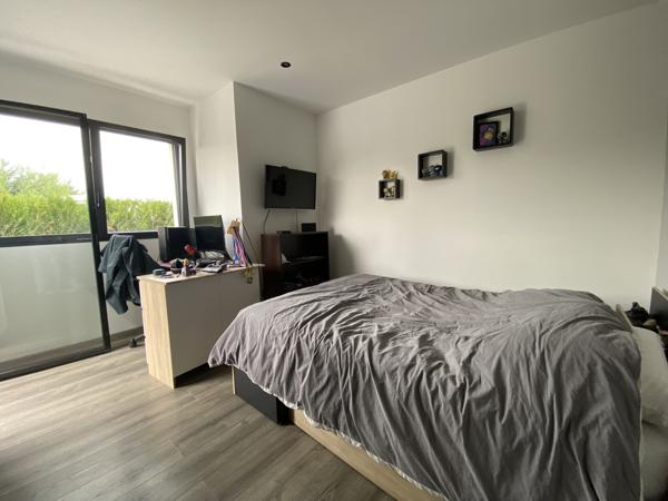 Belle maison contemporaine de 2020 à proximité immédiate du centre-ville