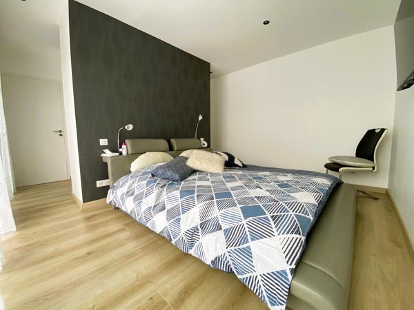 Belle maison contemporaine de 2020 à proximité immédiate du centre-ville