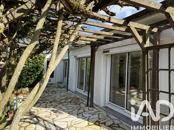 Maison à vendre 5 pièces 137 m² Nazelles-Négron