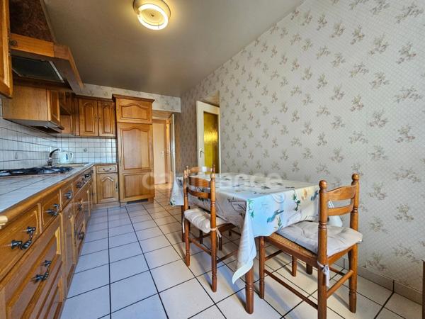 Maison à vendre 5 pièces 130 m² avec GARAGE et TERRAIN PANISSIERES (42)