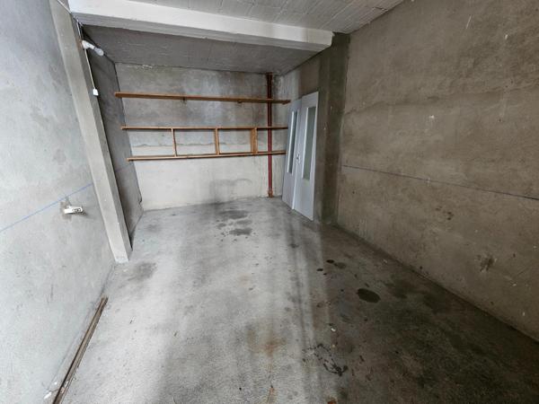 Appartement F4 69 m² situé à 200 m du plan d' eau avec garage