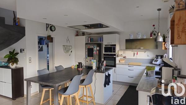 Maison à vendre 7 pièces 176 m² Pessac