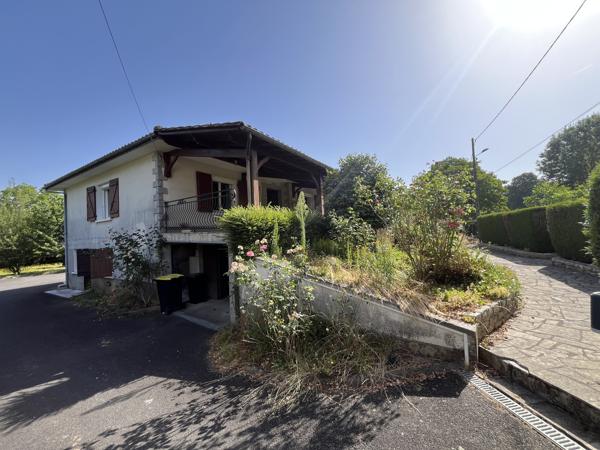 Maison
         7 pièces
        - 140 m² 190 000 € *