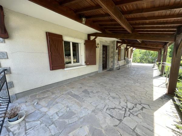 Maison
         7 pièces
        - 140 m² 190 000 € *