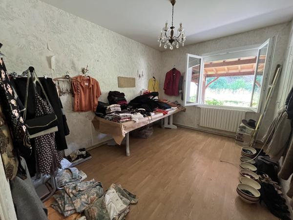 Maison
         7 pièces
        - 140 m² 190 000 € *