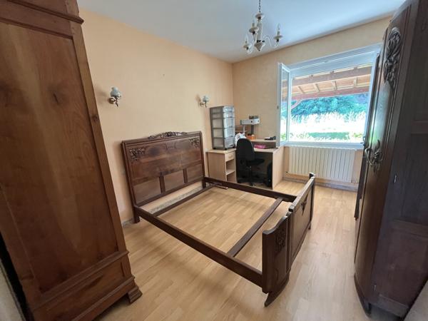 Maison
         7 pièces
        - 140 m² 190 000 € *