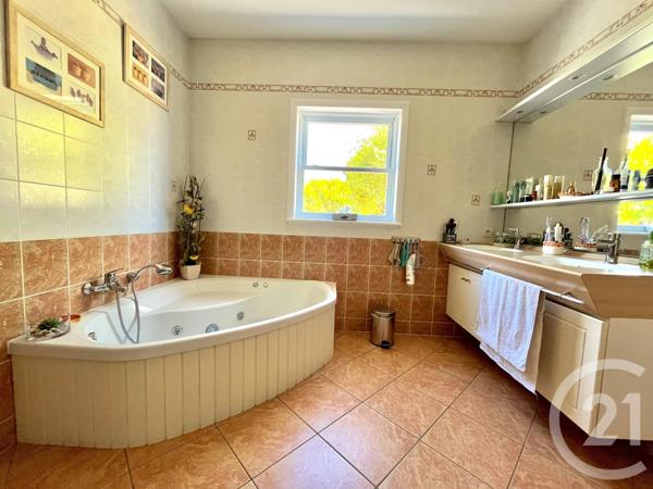 Maison à vendre  4 pièces - 130,97 m2 ST GILLES CROIX DE VIE - 85