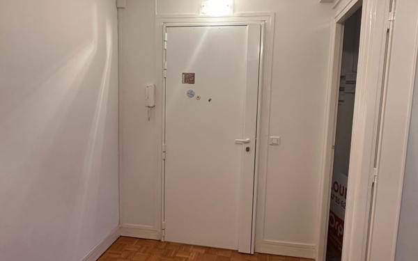 Appartement à louer    3 pièces • 68,07 m2 Sceaux