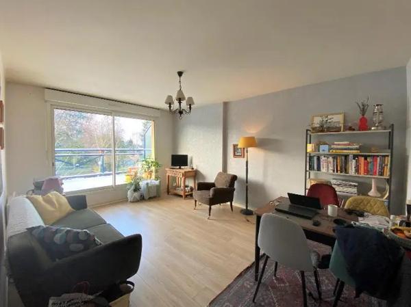 Appartement à louer 2 pièces 52.8m² Rambouillet (78120)