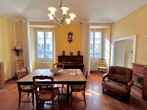 T5-T6 hyper centre Bastia