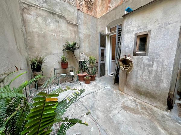 T5-T6 hyper centre Bastia