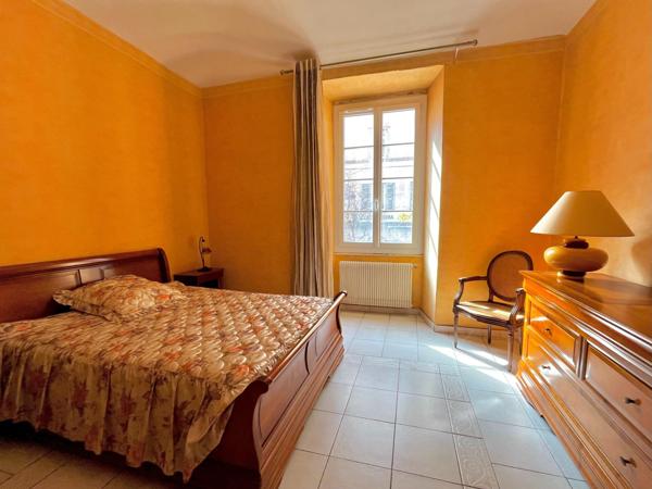 T5-T6 hyper centre Bastia