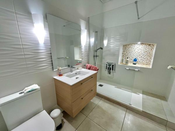 T5-T6 hyper centre Bastia